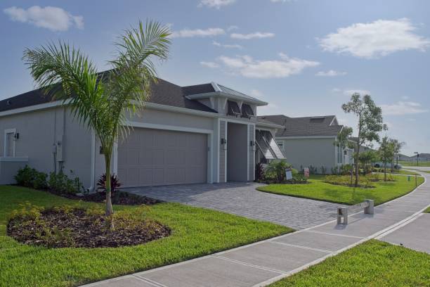 Best Residential Driveway Paver Services  in Warsaw, IL